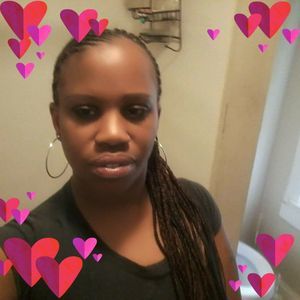 Meet your Posher, Maxine